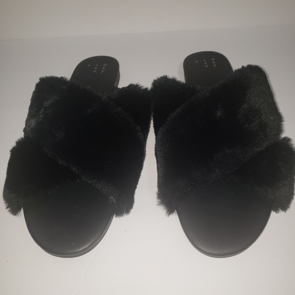 NWOB A New Day Faux Fur Slide On Sandals - Picture 4 of 10